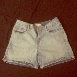 Levi’s shorts